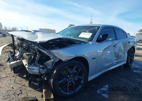 2023 Dodge Charger R/T z USA, uszkodzony, nr VIN 2C3CDXCT3PH536144